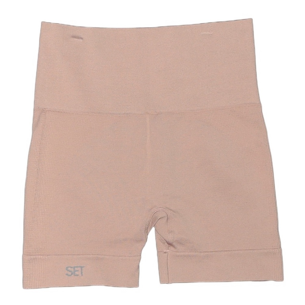 SET ACTIVE Shorts